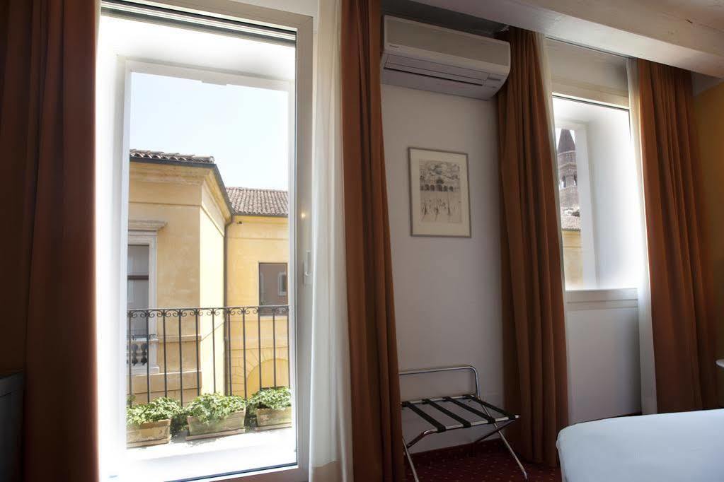 Relais Santa Corona Vicenza Exterior photo